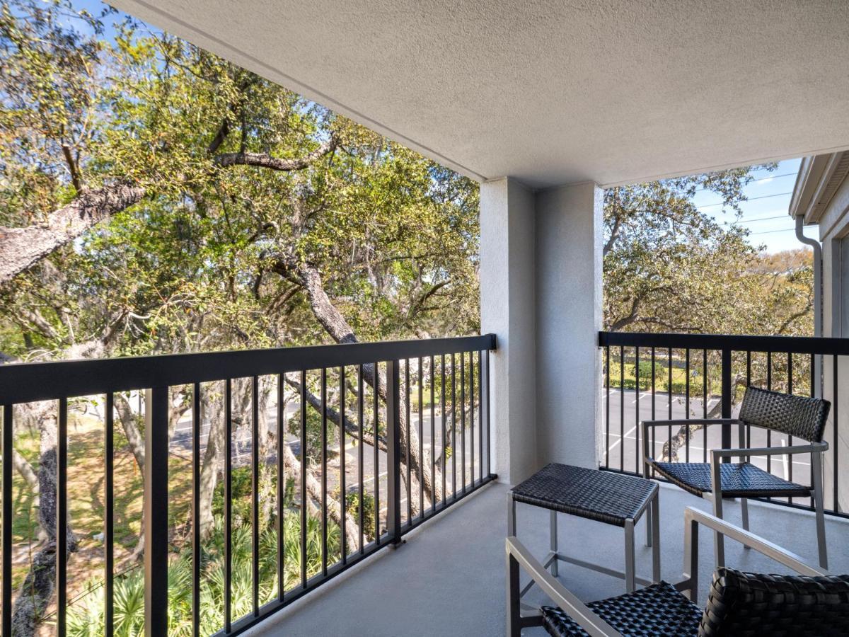 Courtyard Tampa North / I-75 Fletcher Exterior foto