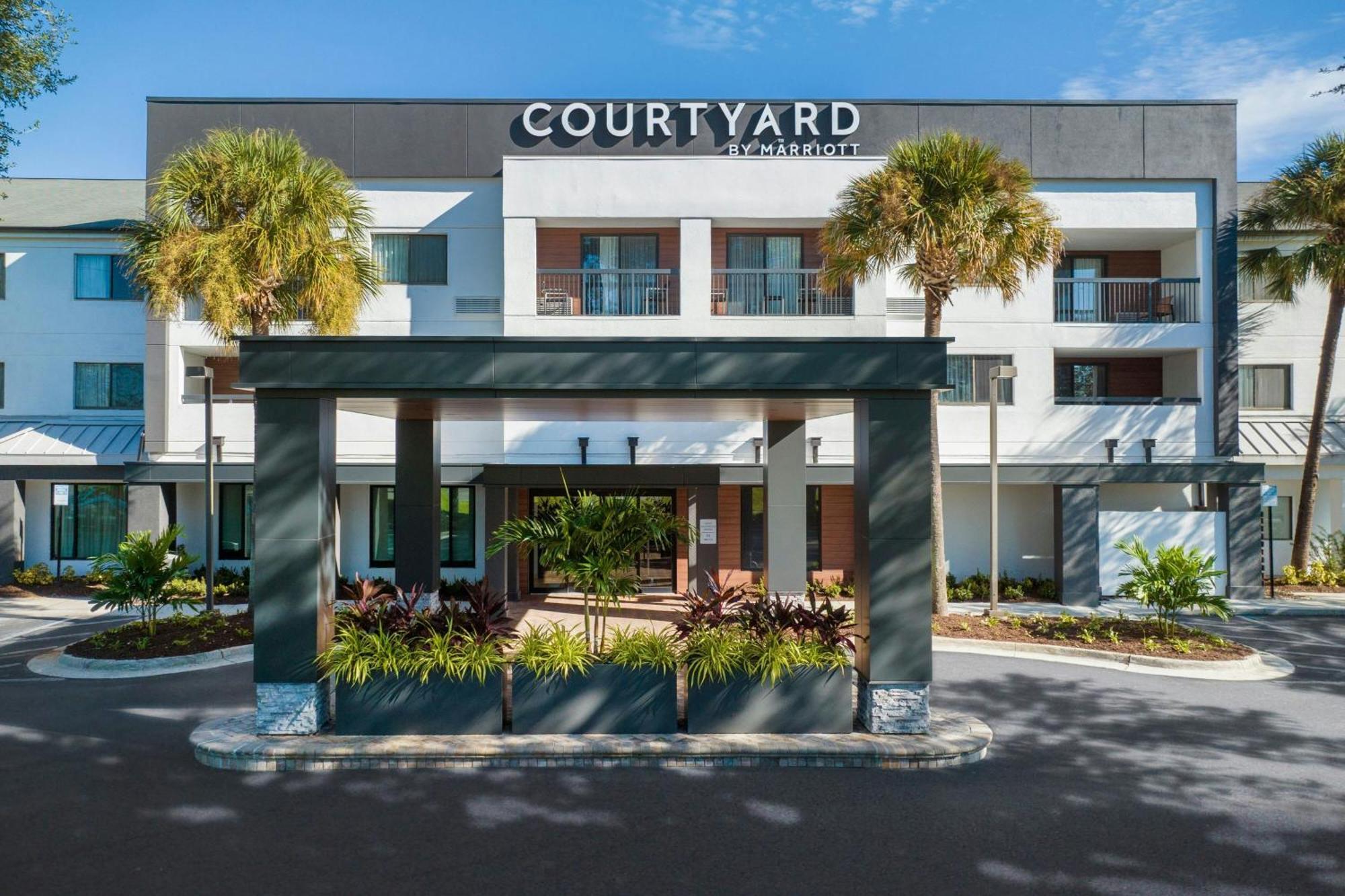 Courtyard Tampa North / I-75 Fletcher Exterior foto
